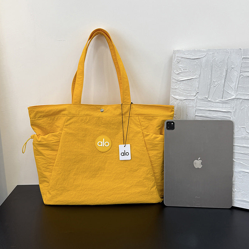 Women's Large Capacity Lightweight Commuter Fashion Tote Bag