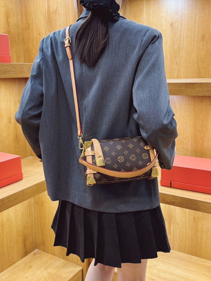Women's Light Luxury Minority Design Box Fashion Bags