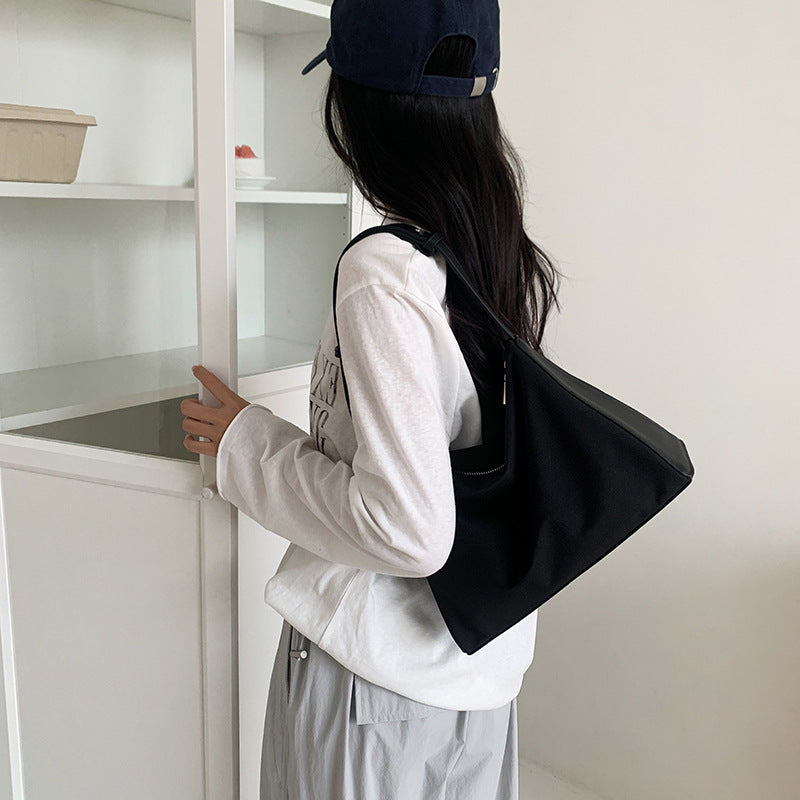 Women's Underarm Nylon Exquisite Design Stitching High-grade Women's Shoulder Bag