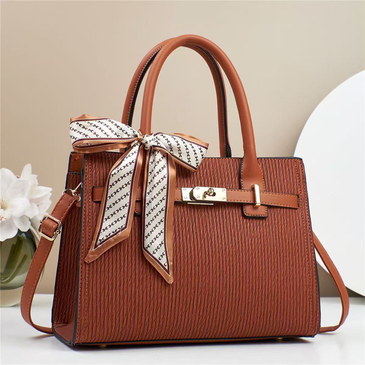 Women's Light Luxury Fashionable Classy Mother Gift Tote Bag
