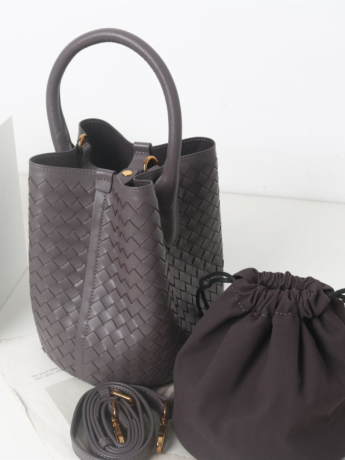 Women's Fashion High-grade Sheepskin Woven Large Capacity Women's Shoulder Bag