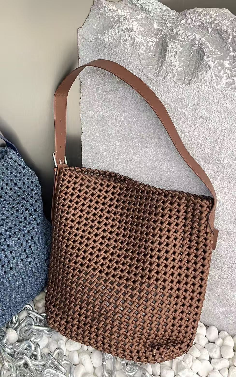 Nylon Cloth Woven Large Capacity Hollow Wide Bucket Bag