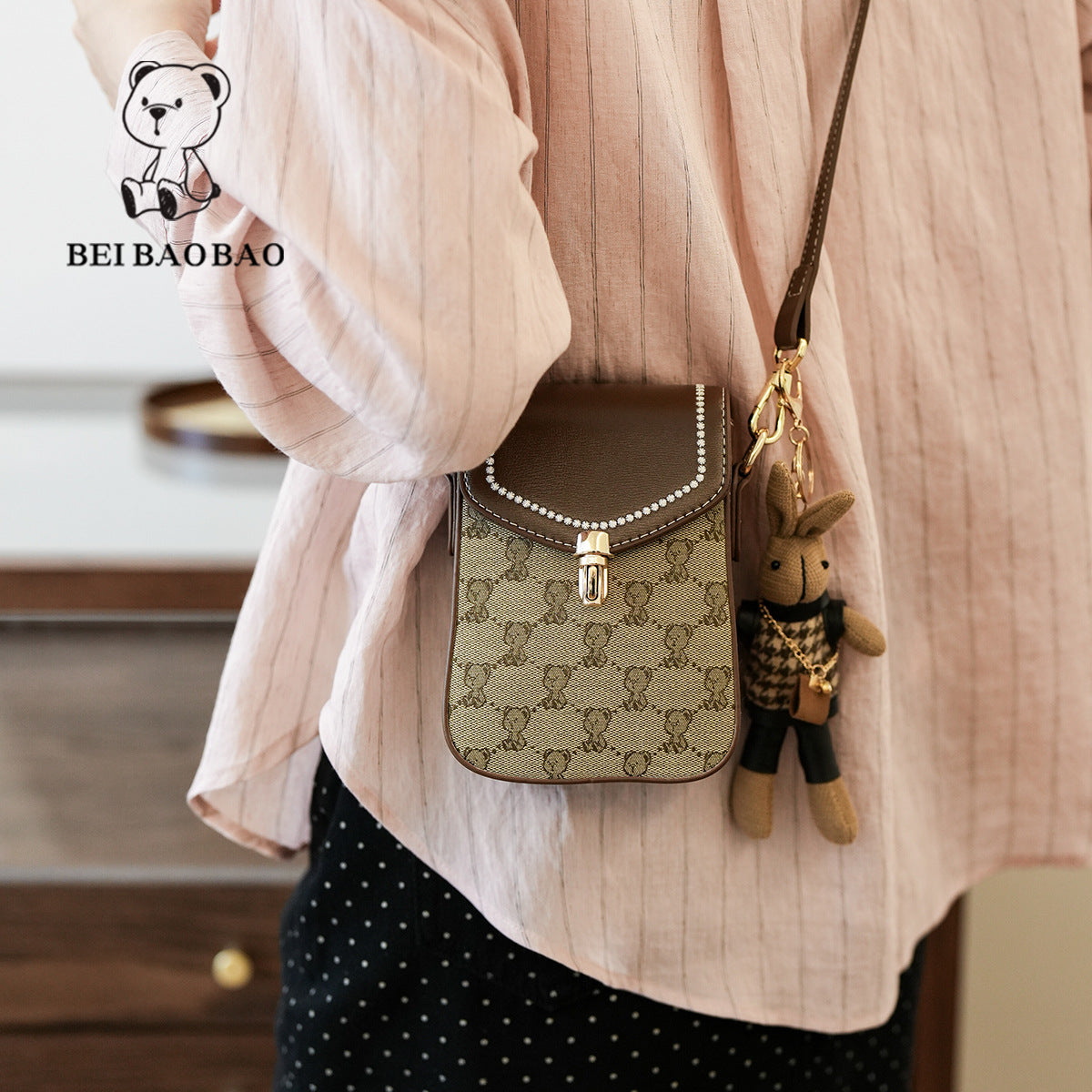 Women's Source Daily Niche Design Contrast Color Mobile Phone Bag