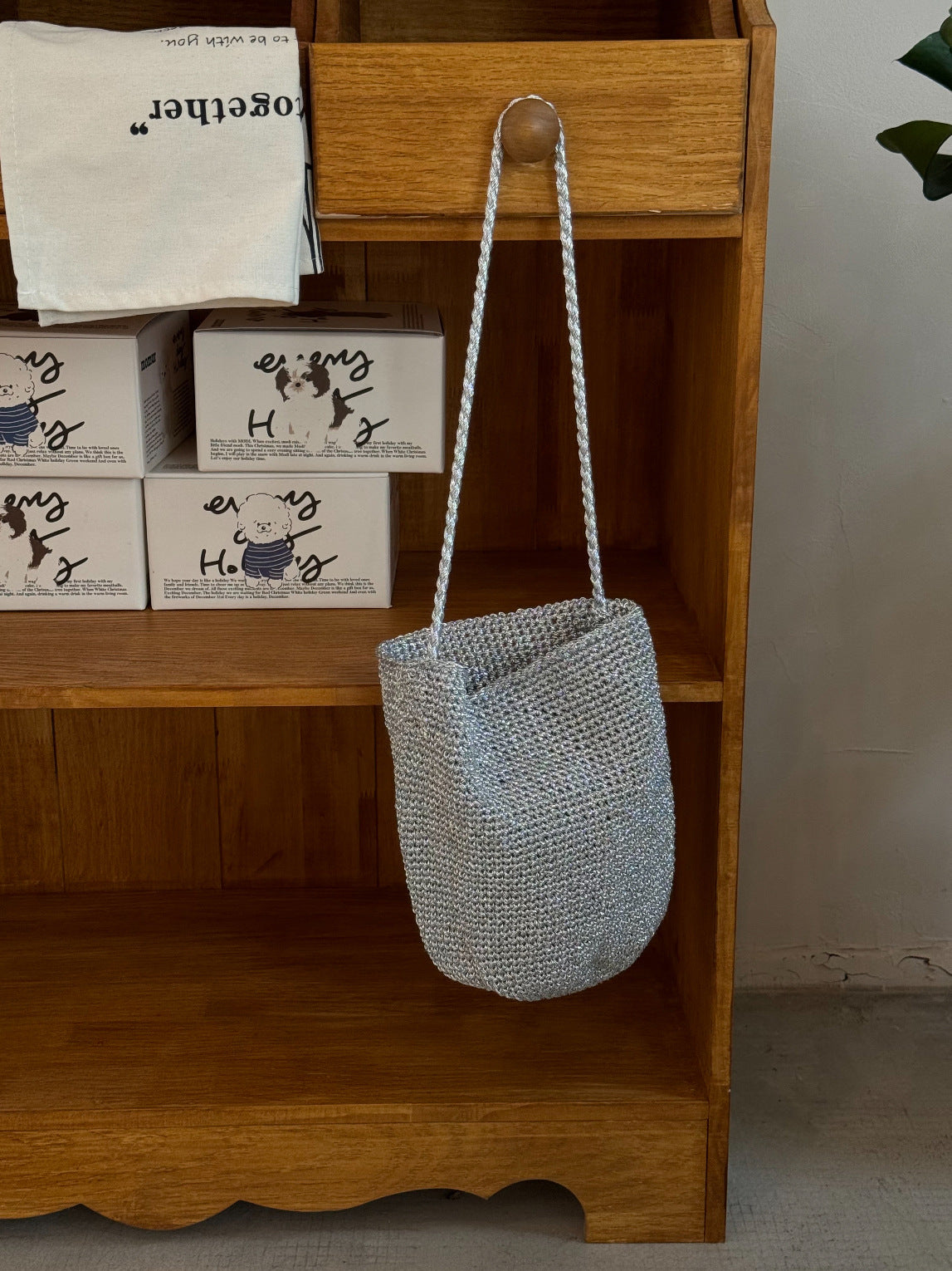 Women's Gold Thread Hand-woven Design Underarm Beach Bucket Bag