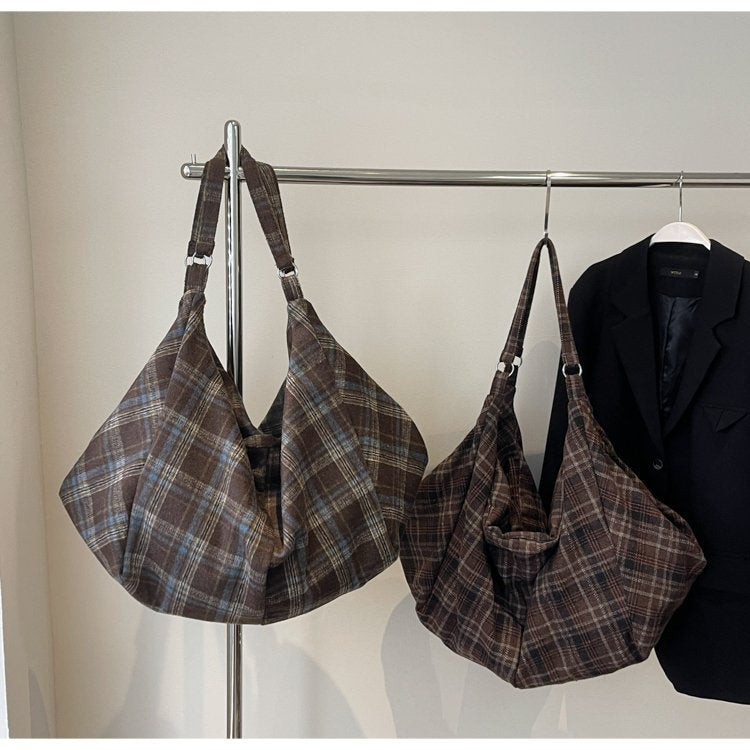Women's Popular Versatile Textured Woolen Underarm Canvas Bags
