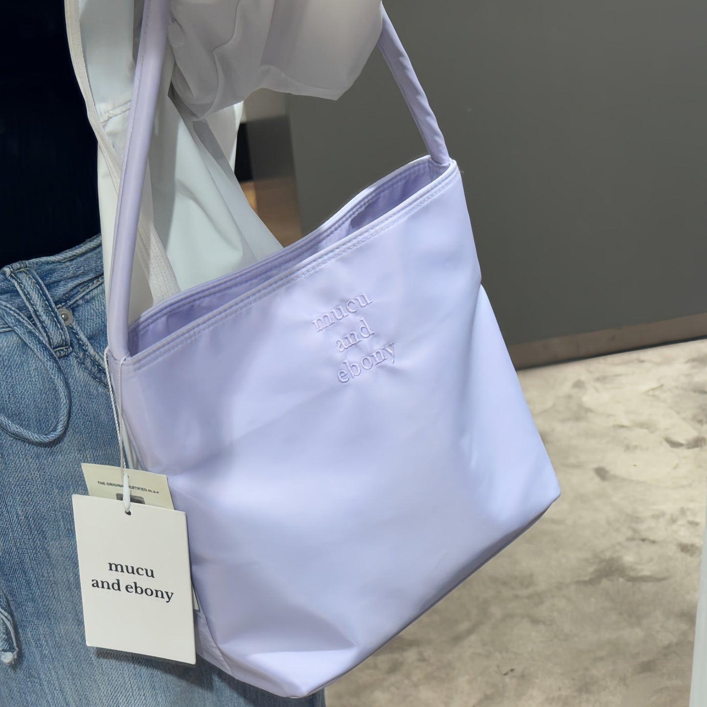 Trendy Attractive Women's Niche Nylon Commute Bucket Bags