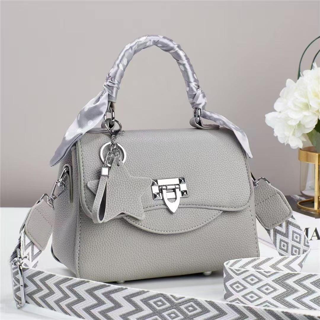 Women's Korean Fashion Large Capacity Elegant Commuter Women's Handbag