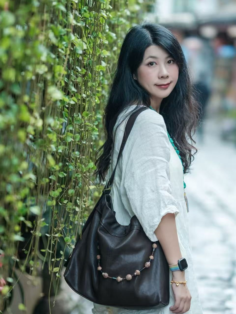 Women's Vegetable Tanned Sheepskin Hobo Large Capacity Garbage Commuter Tote Bag