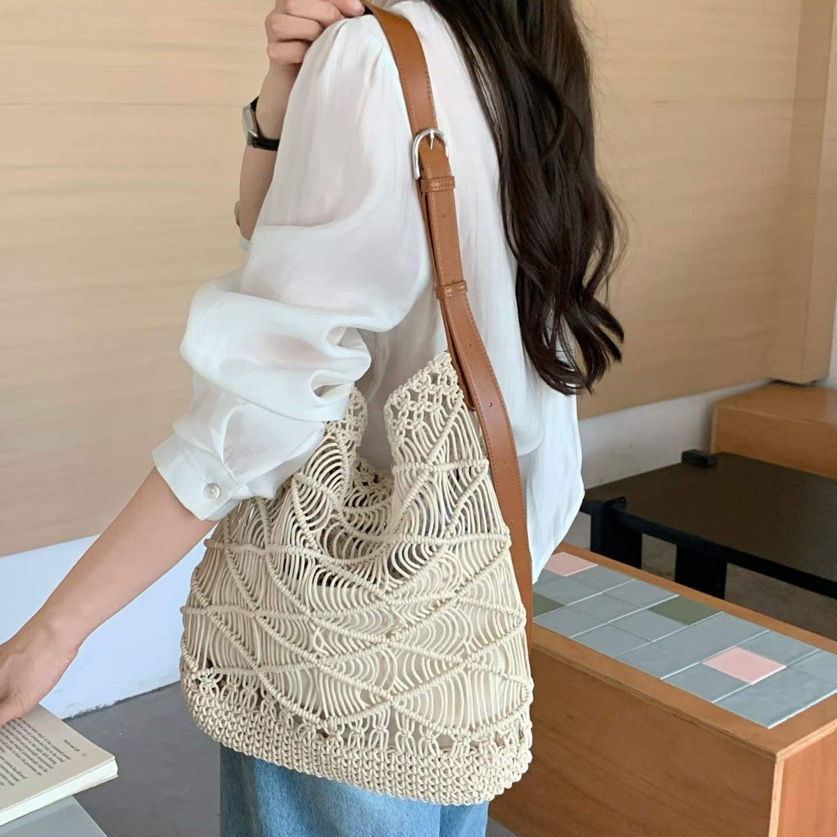Women's Woven Underarm Western Style Niche Hollow Summer Women's Shoulder Bag