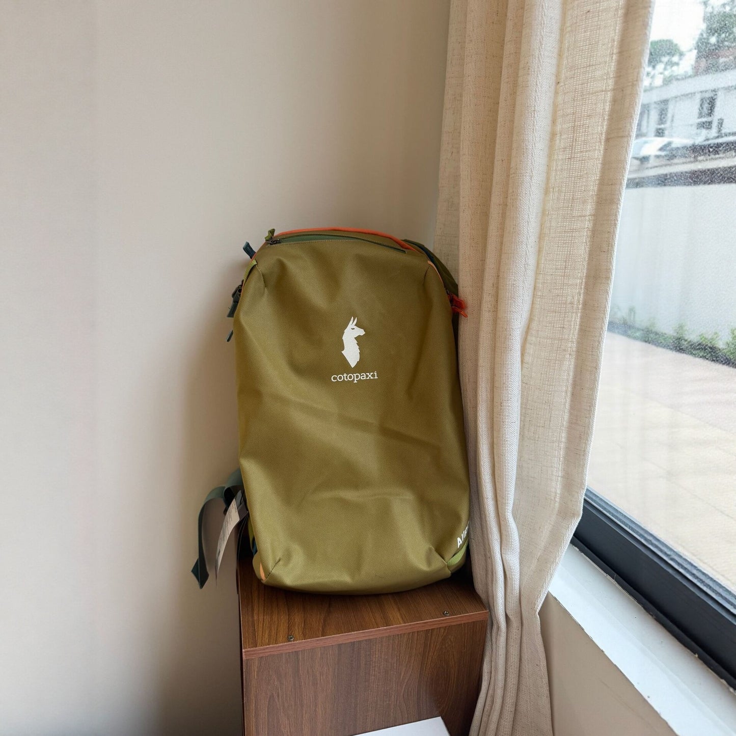 Women's & Men's Dopamine Kayak Lightweight Large Capacity Commuter Leisure Backpack