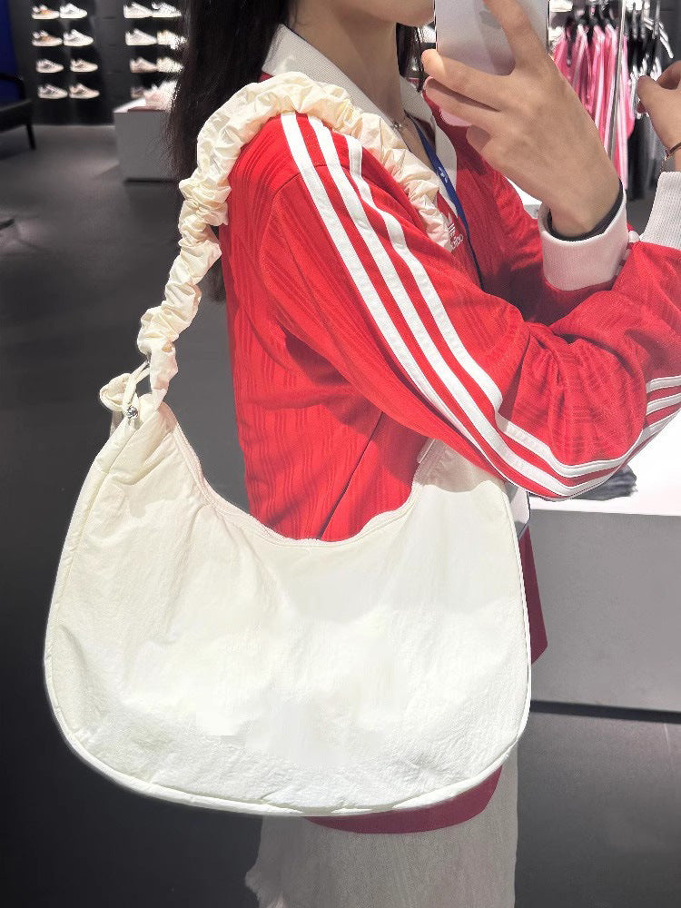 Beautiful Women's Cloud Large Capacity Lightweight Underarm Bag