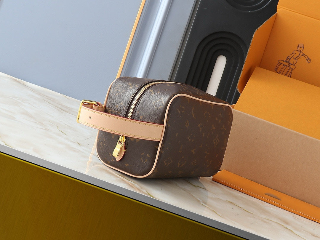 Women's Light Luxury Presbyopic Pillow Type Portable Women's Messenger Bag