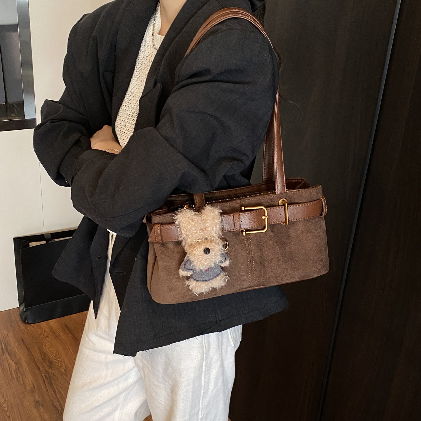 Women's Niche Retro Suede Baguette High-grade Commute Bags