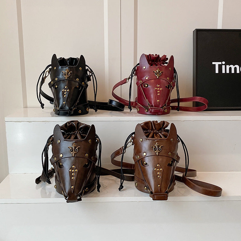 Women's Niche Medieval Retro Style Eccentric Personality Horse Head Women's Messenger Bag