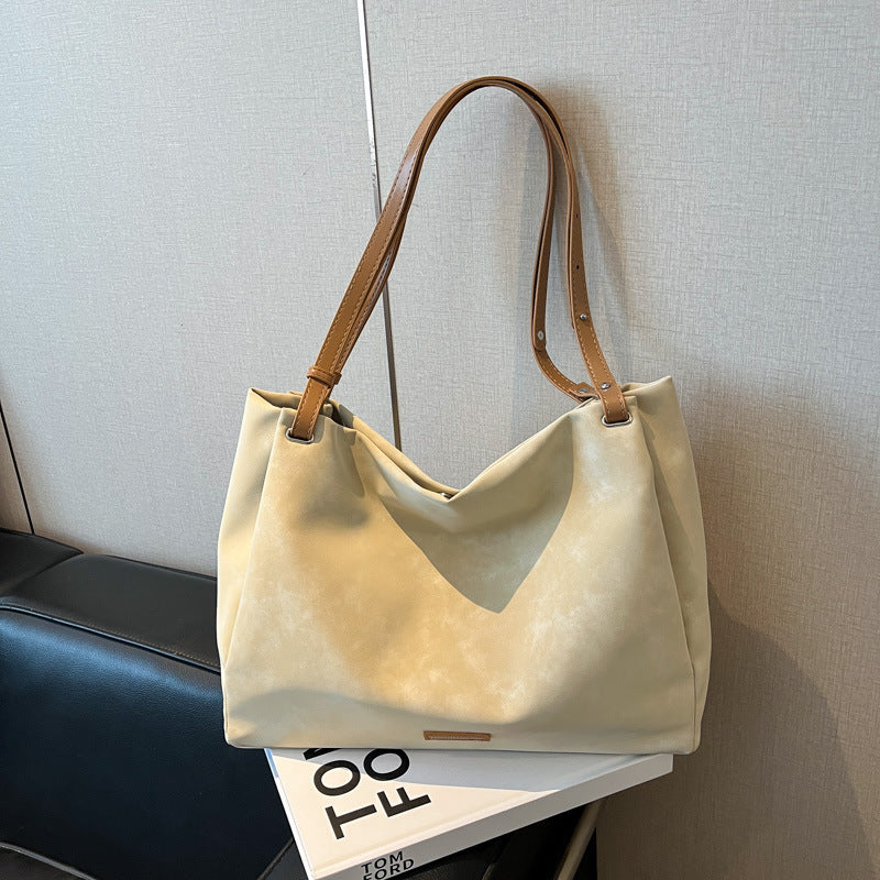 Women's Capacity Trendy Winter Advanced Texture Retro Easy Matching Bags