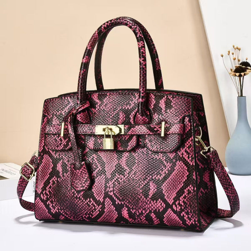 Women's Large Capacity Retro Easy Matching Fashion Handbags