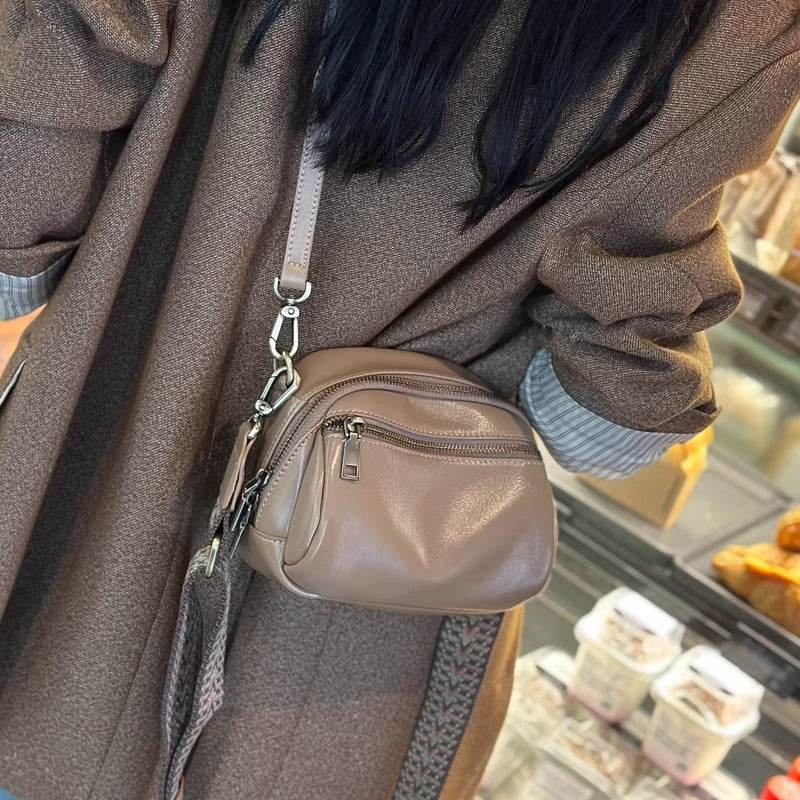 Women's Top Layer Cowhide Genuine Leather Design Women's Messenger Bag