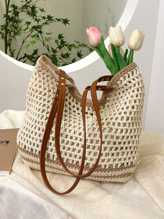 Women's Early Spring Artistic Fresh Woven Leisure Commute Seaside Holiday Hollow Women's Shoulder Bag