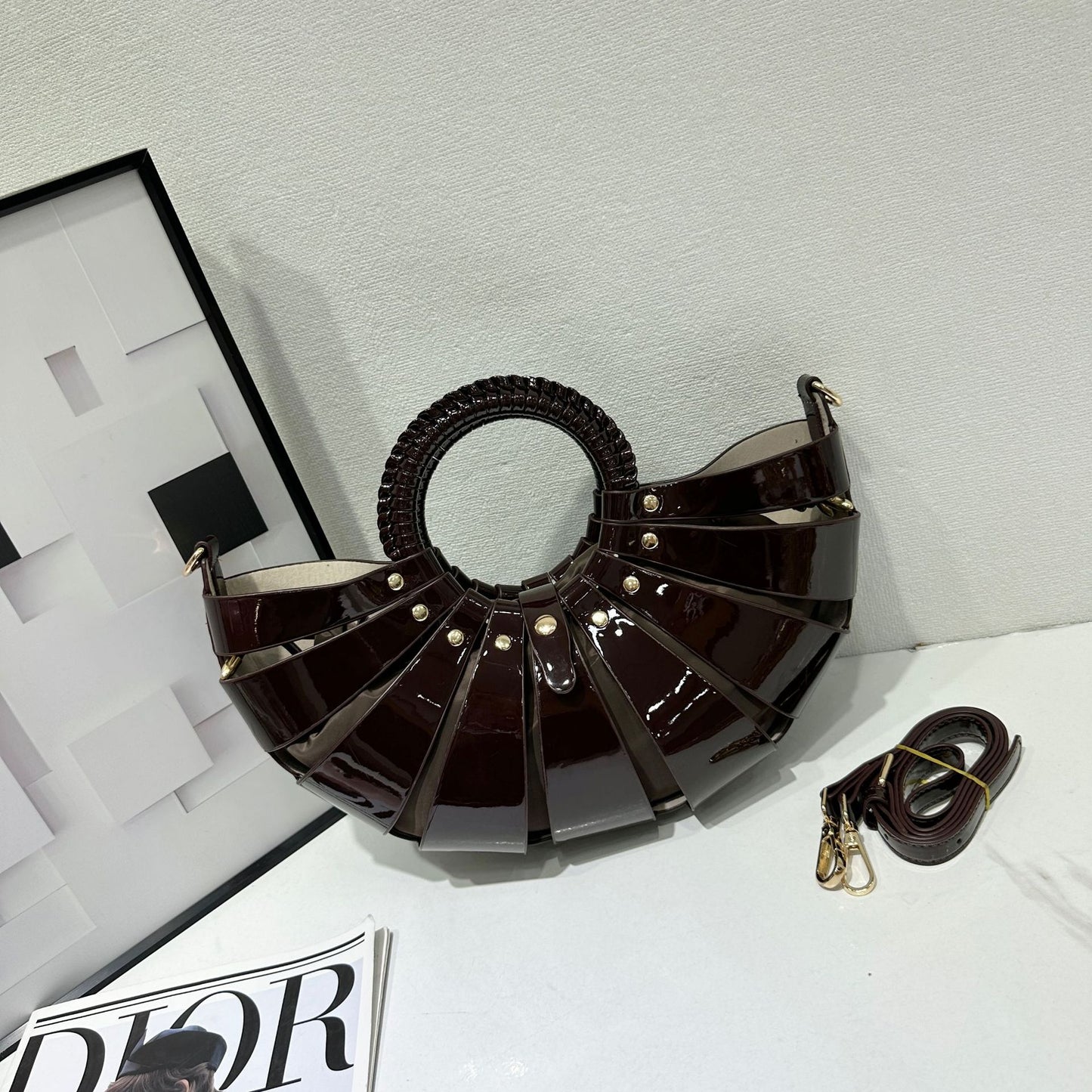Fashion Fan Shell Trendy Hollow Out Women's Handbag