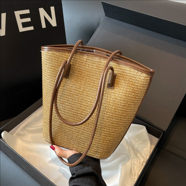 Women's Fashion Commuter Large Capacity Straw Woven Popular One Bucket Bags