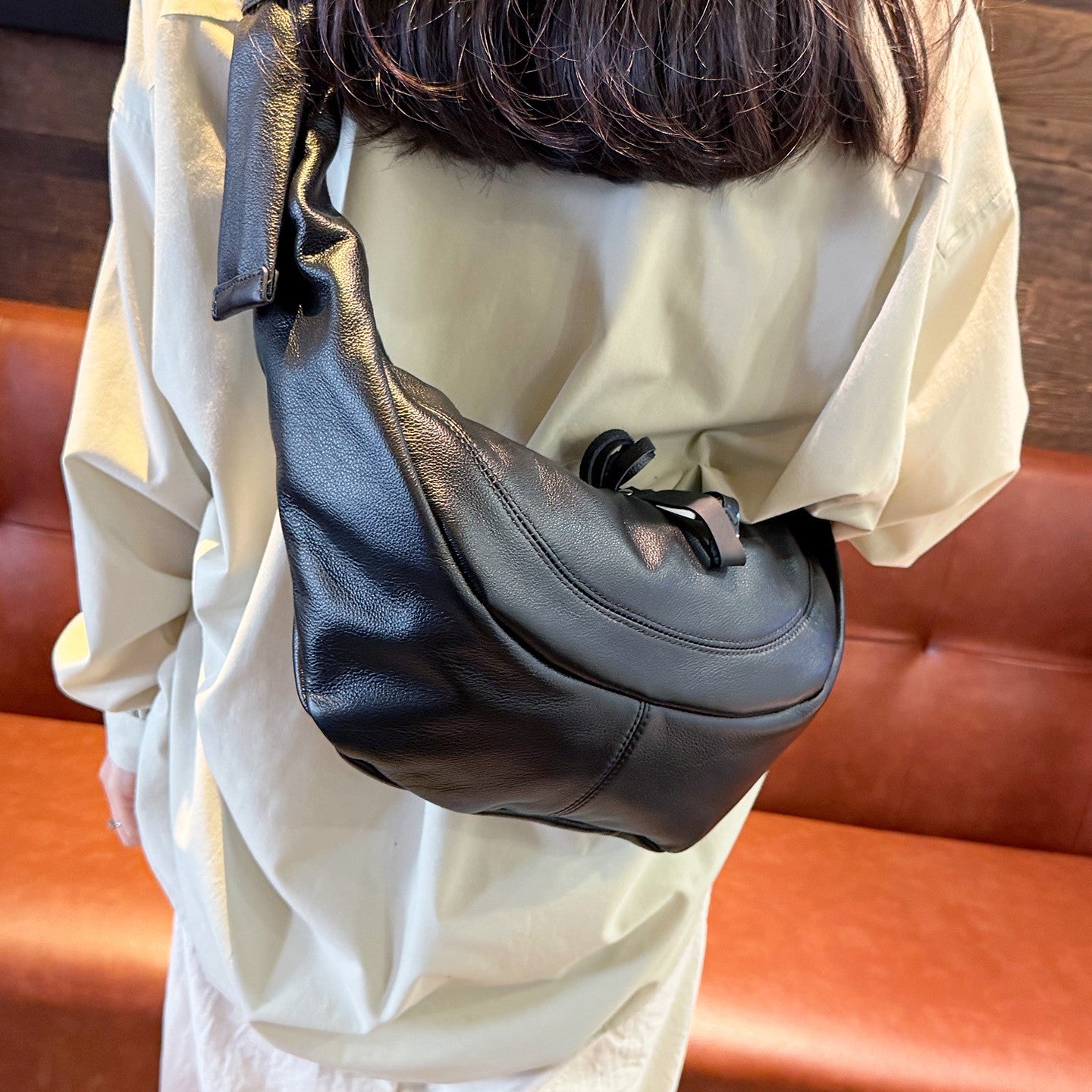 Women's Layer Cowhide Croissant Korean Style Design Women's Messenger Bag