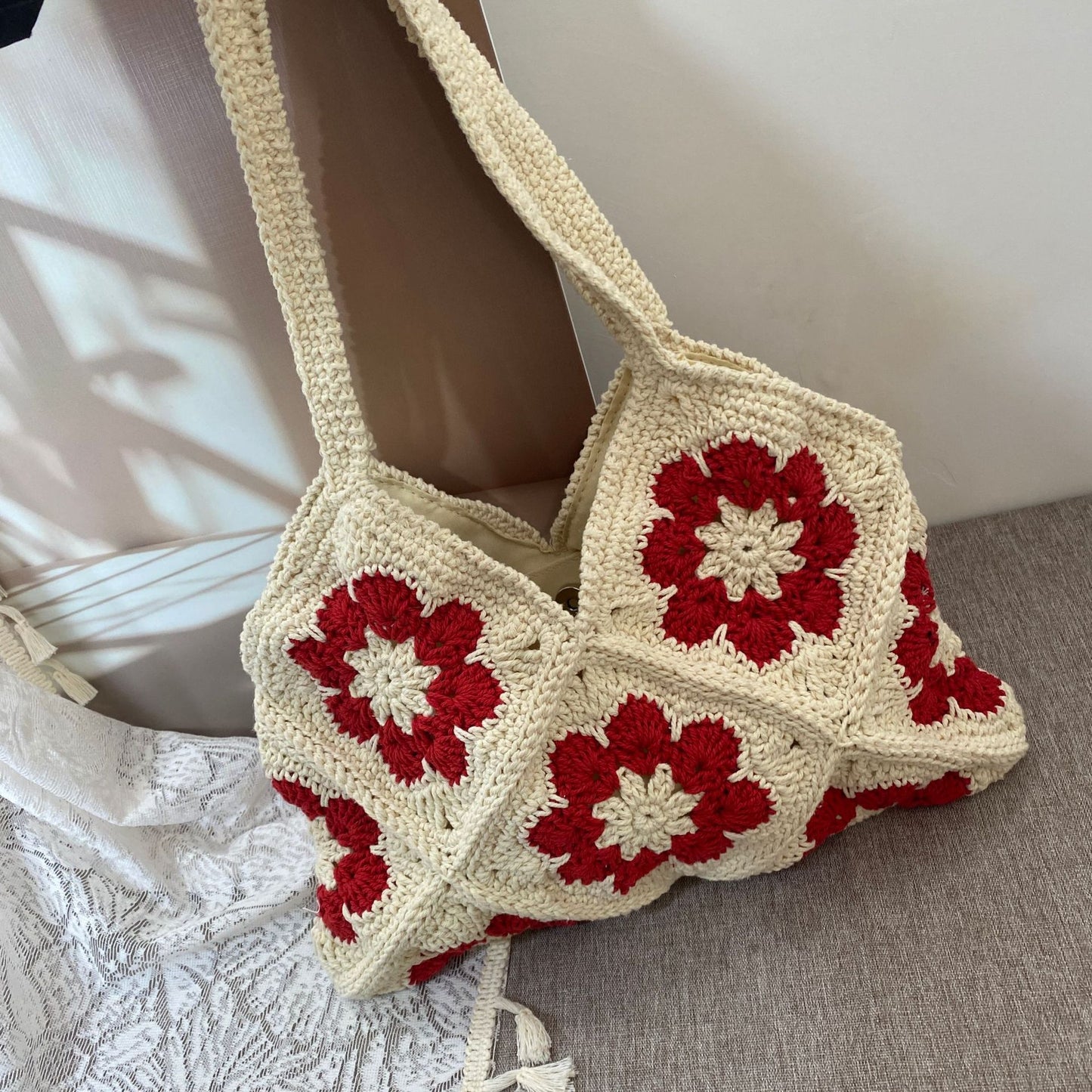 Women's Finished Hand-woven Wool Crocheted Camellia Grandmother Plaid Tote Bags