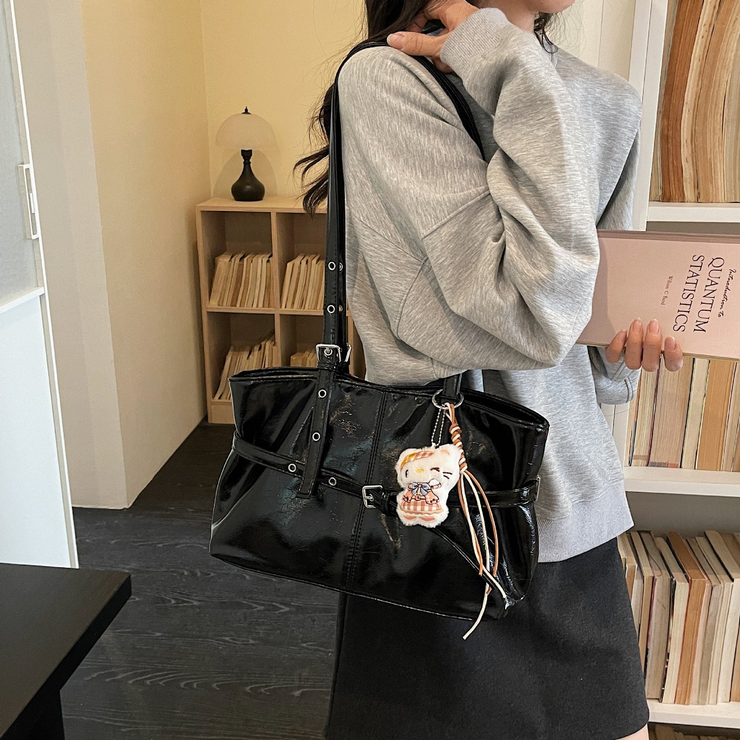 Women's Commute Large Capacity High-grade Underarm Loose Tote Bags