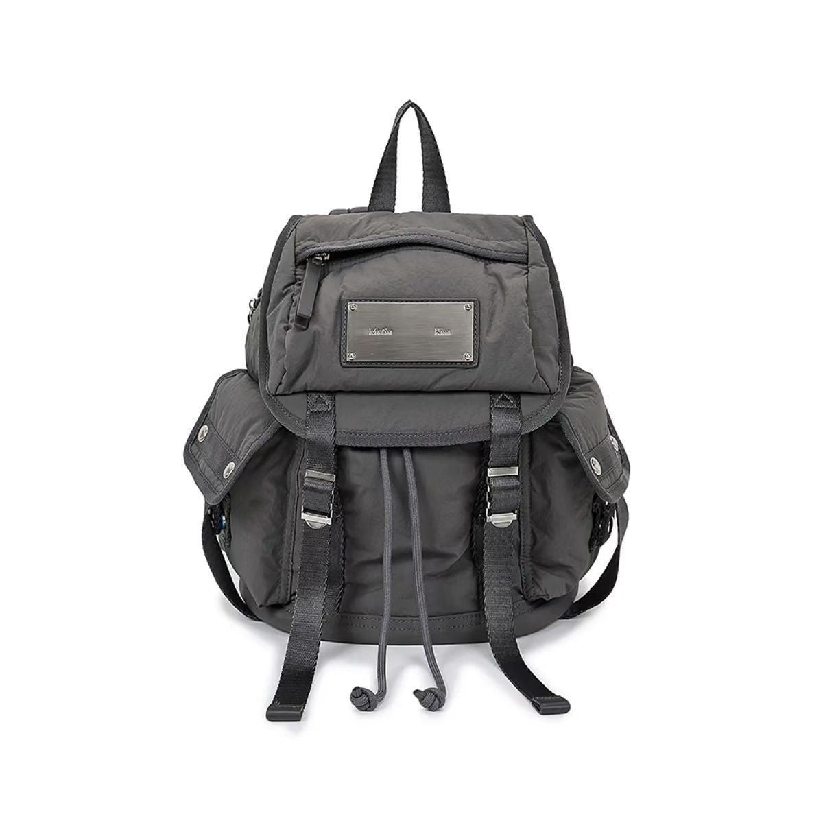 Niche Large Capacity Storage Metal Label Nylon Leisure Backpack