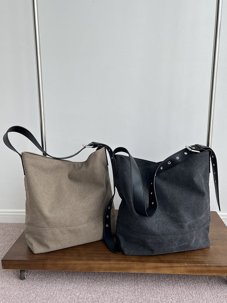 Women's Design Canvas Underarm Summer Distressed Large Capacity Commuter Bucket Bags