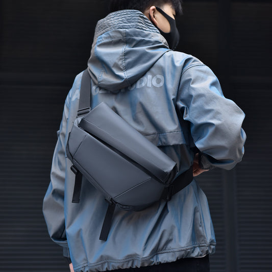 Men's Large Capacity Trendy Fashion Riding Business Men's Messenger Bag