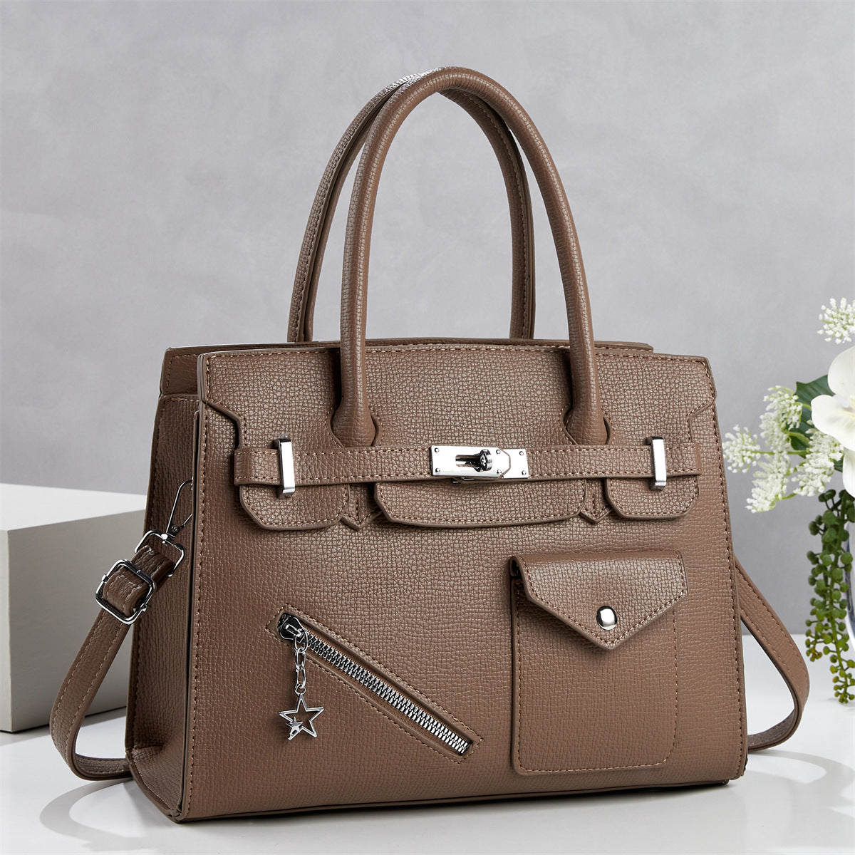 Women's Large Capacity Portable High-grade Niche Bags