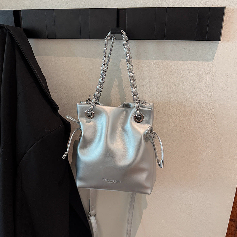 Unique Women's Fashion Chain Carrying Simple Bucket Bag