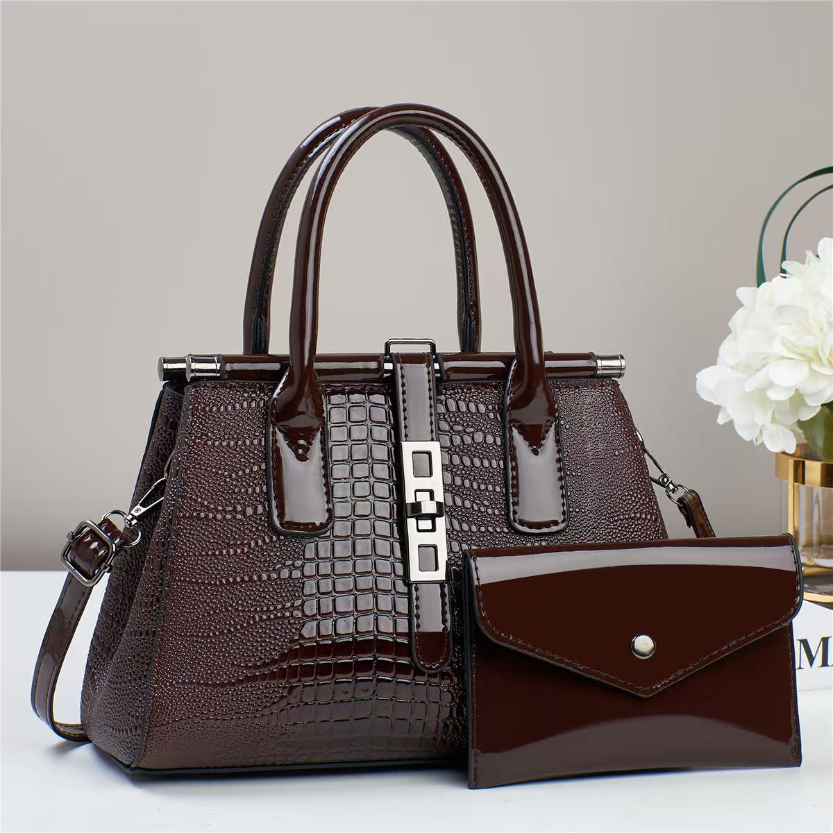 Women's Exquisite Big Lady Temperament Korean Style Women's Handbag