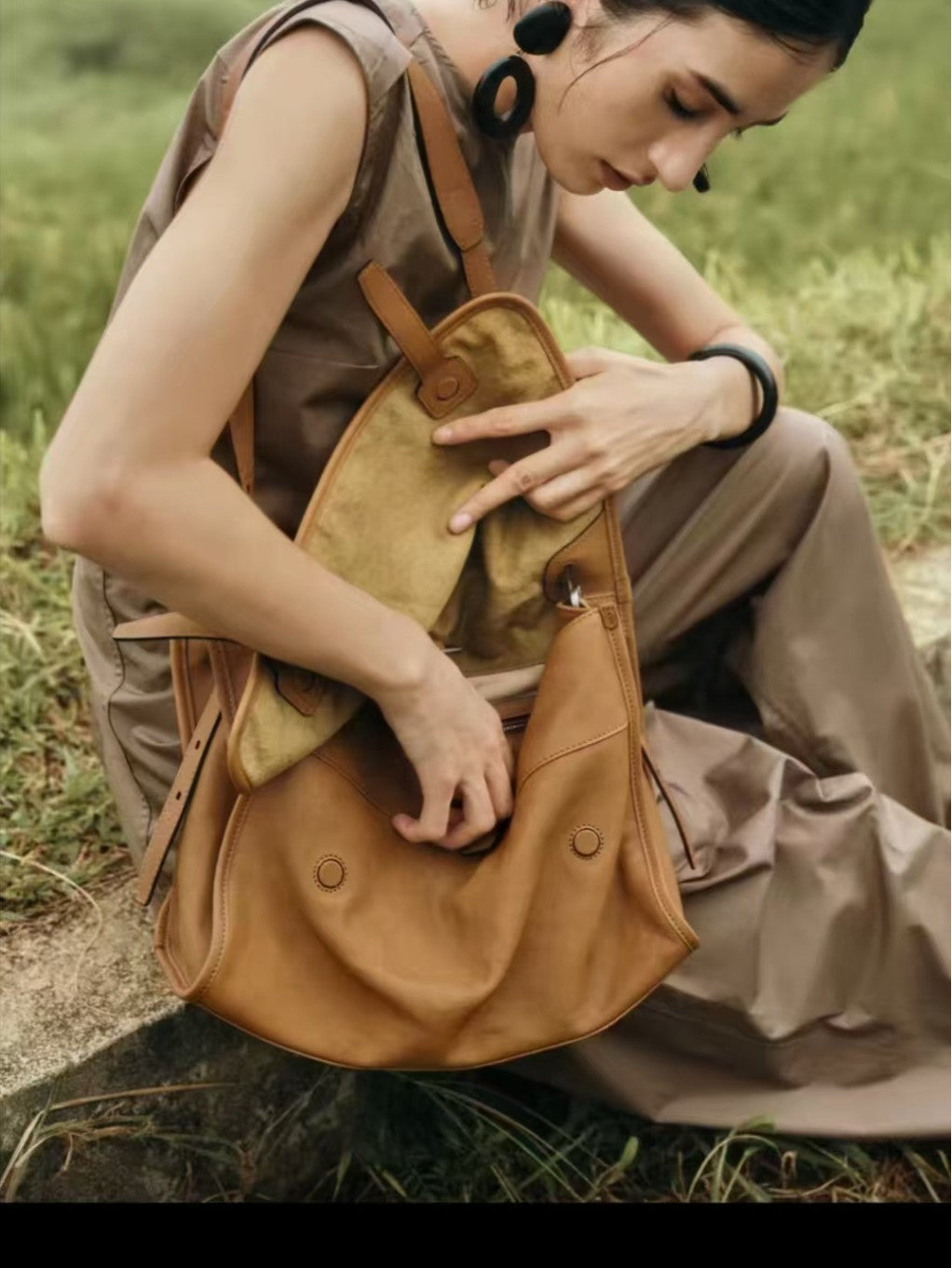 Women's Vegetable Tanned Sheepskin Mail Loose Large Capacity Commute Women's Backpack