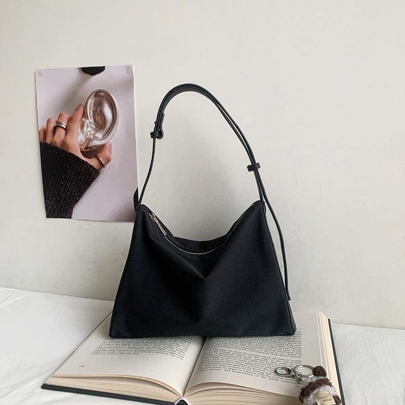 Women's Underarm Nylon Exquisite Design Stitching High-grade Women's Shoulder Bag