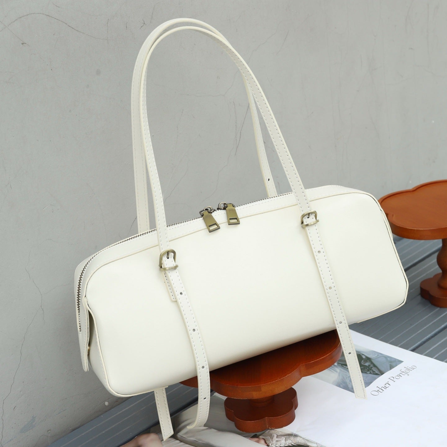 Women's First Layer Cowhide Niche Vegetable Tanned Leather Genuine Bowling Simple Bags