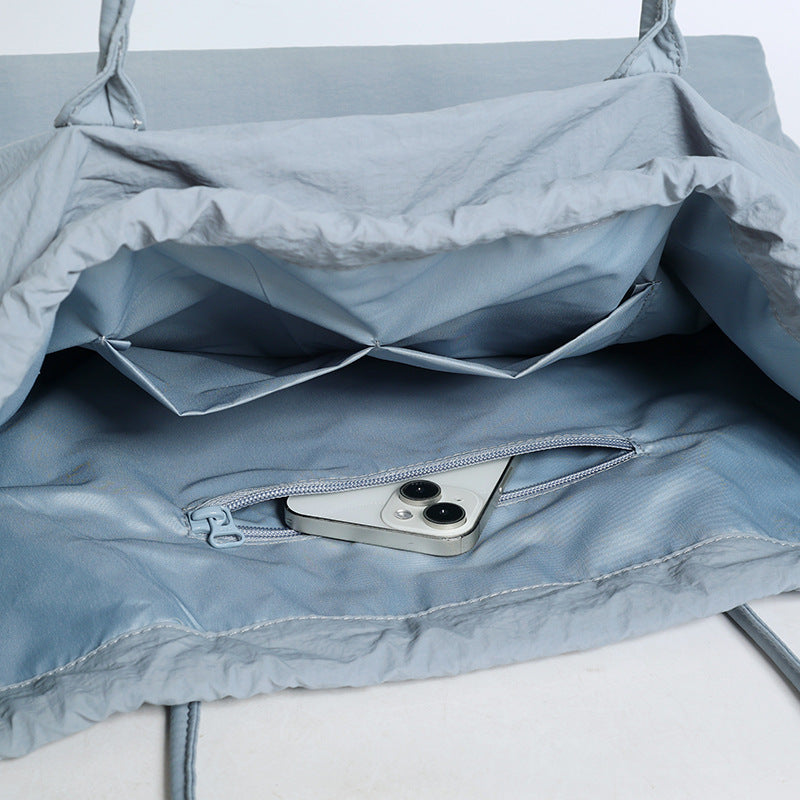 Large Capacity Nylon Lightweight Drawstring Pull String Commute Women's Shoulder Bag