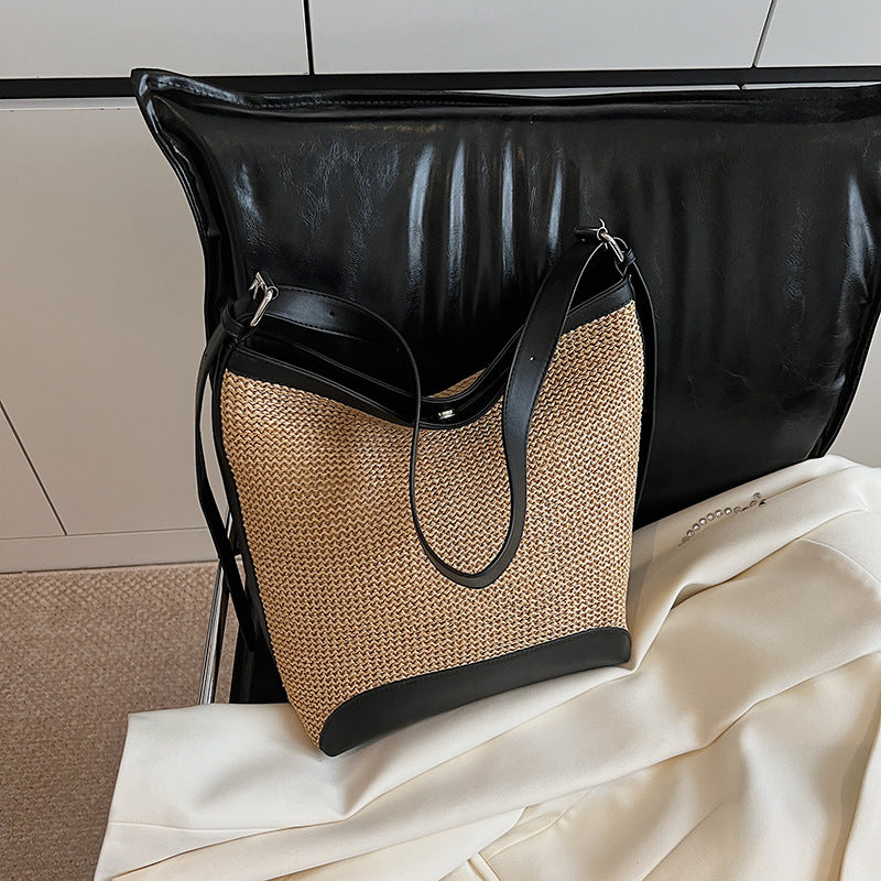 Simple Straw Woven Large Capacity Underarm Bucket Bag