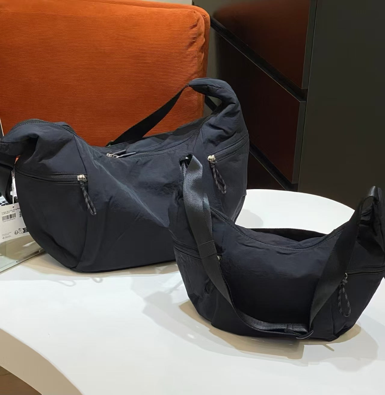 Fashion Glamorous Croissant Simple Stylish Lightweight Women's Shoulder Bag