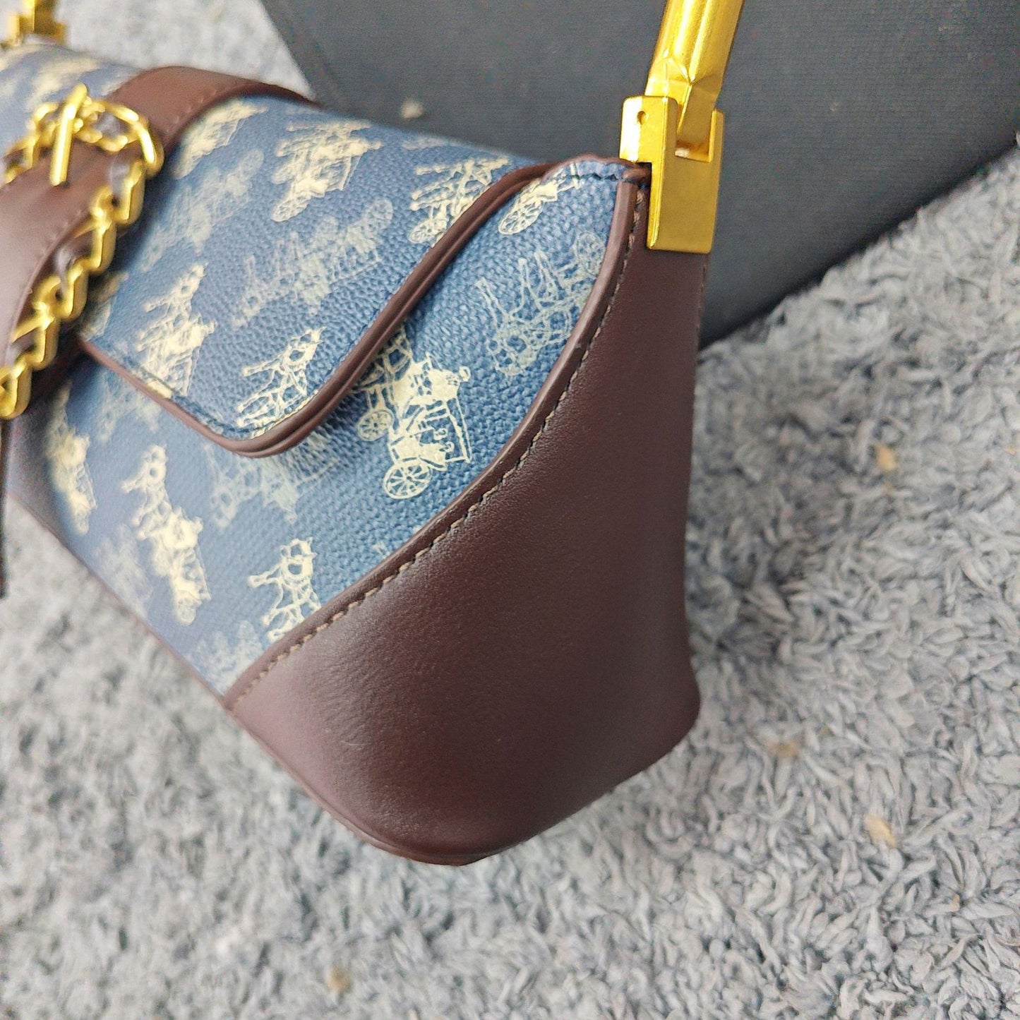 Women's Versatile High-grade Retro Baguette For Minority Bags