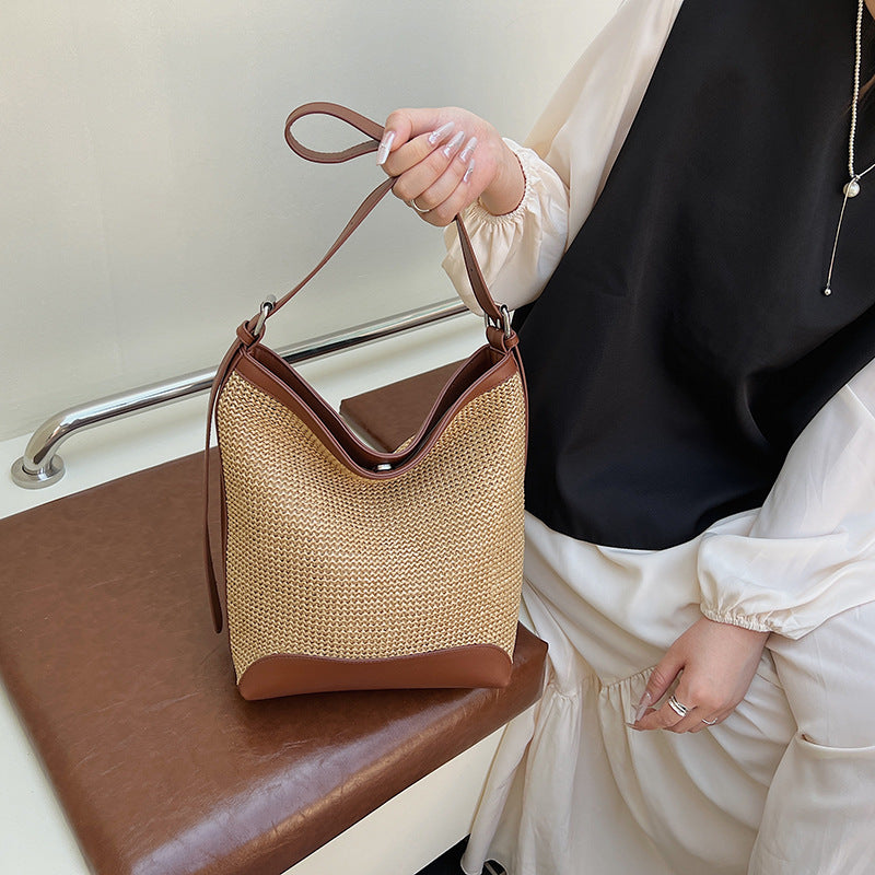 Simple Straw Woven Large Capacity Underarm Bucket Bag