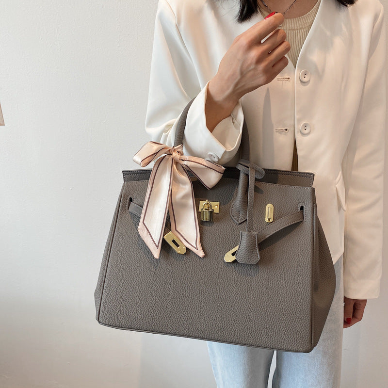 Slouchy Creative Women's Classic Platinum Kelly Women's Shoulder Bag