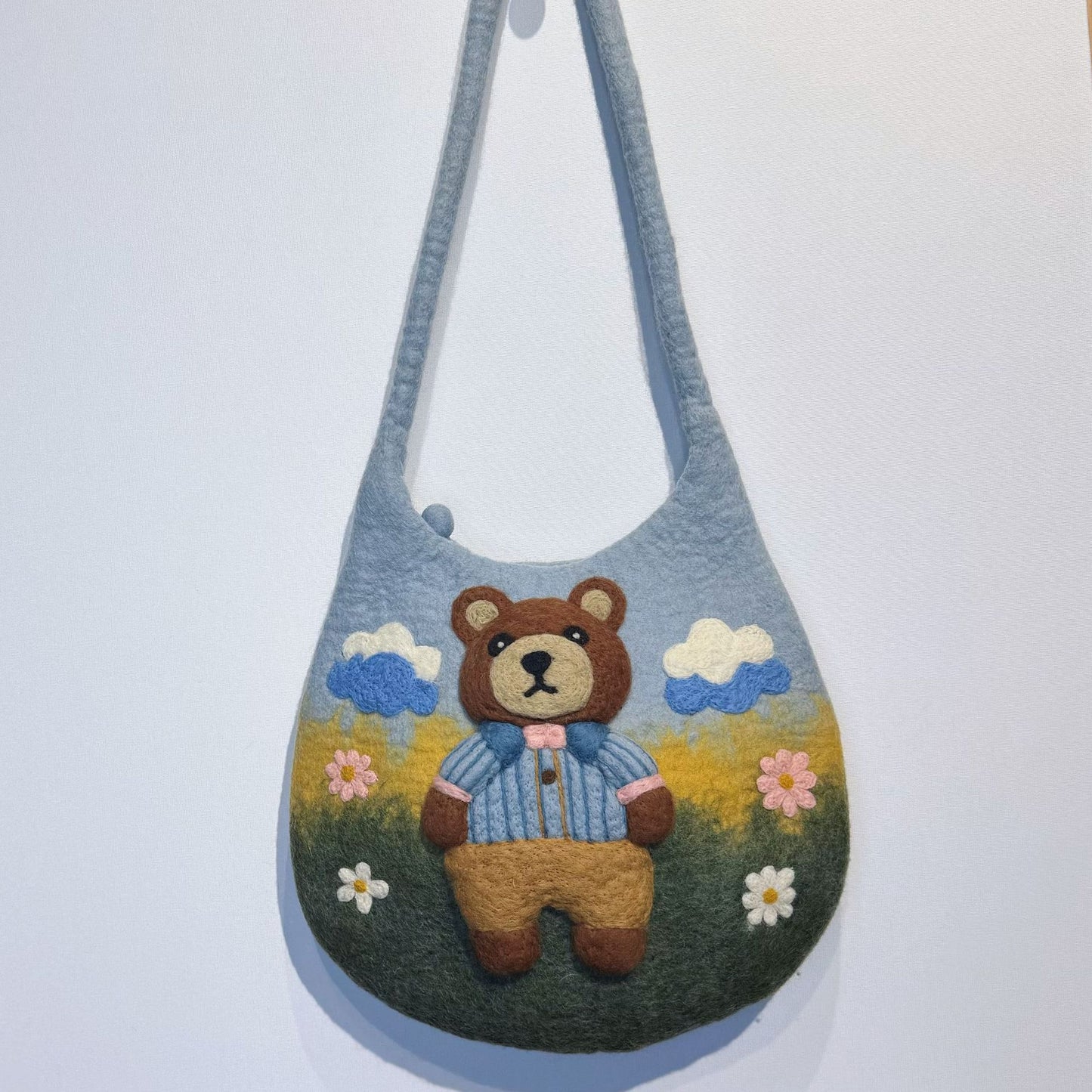 Little Bear Cartoon Nepal Wool Felt Women's Messenger Bag