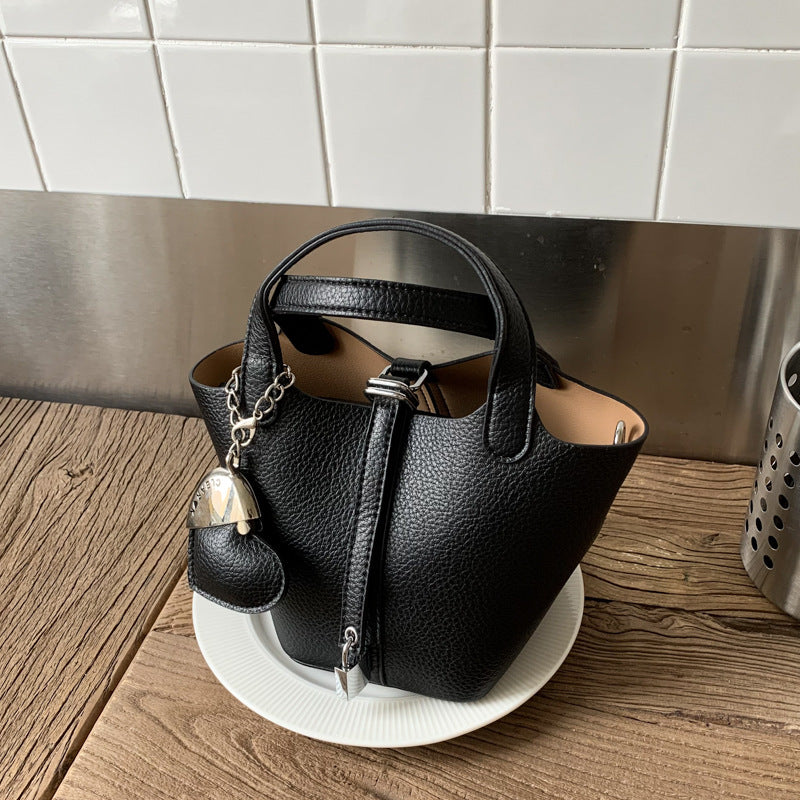 Lychee Pattern Vegetable Basket Large Capacity Commuter Fashionable Classic Western Bucket Bag