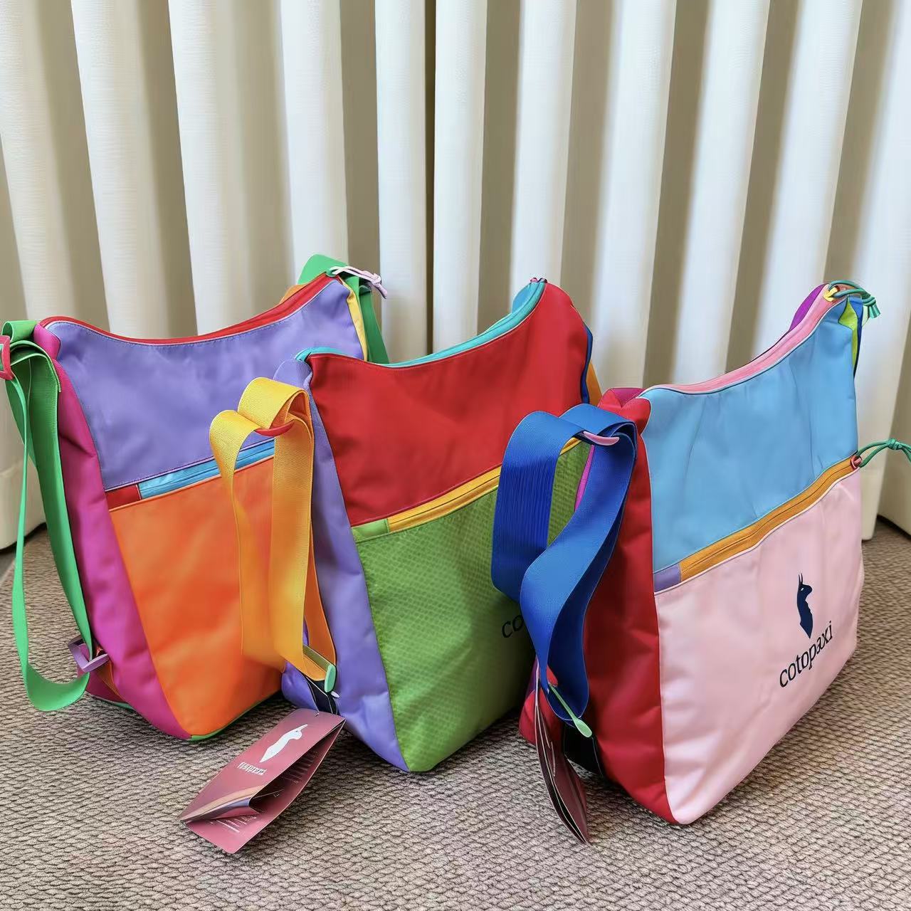 Alpaca Dopamine Fashion Color Contrast Deformation Women's Messenger Bag