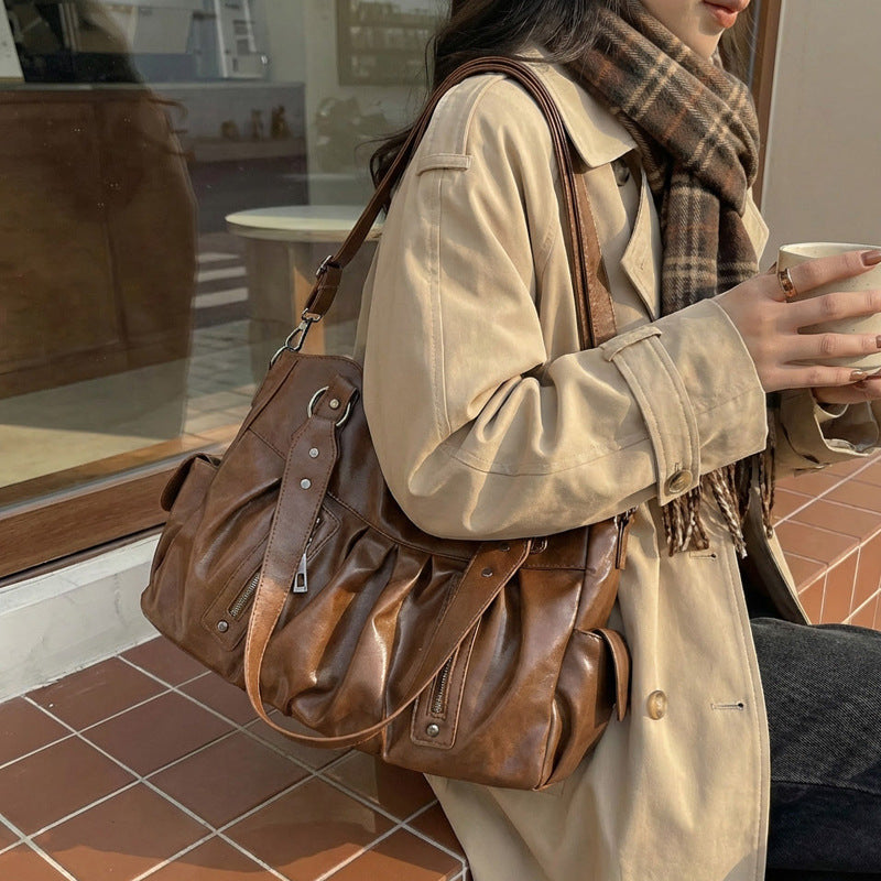 Women's Commuter Large Capacity Niche Design High-grade Light Women's Messenger Bag
