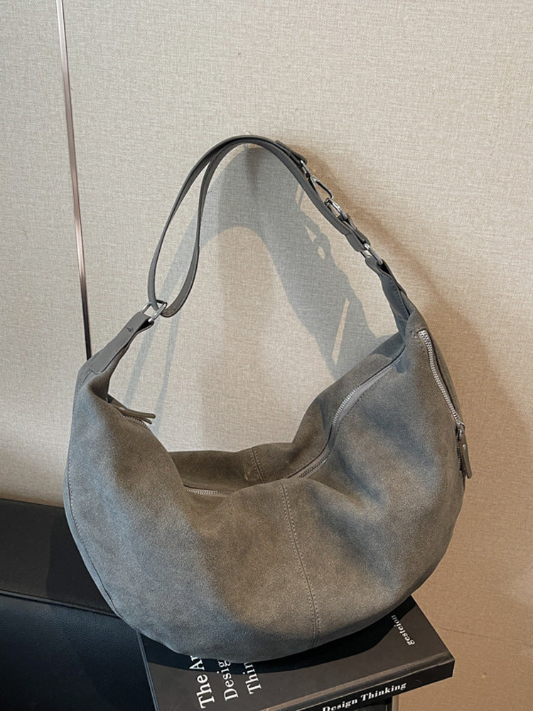 Women's Capacity Dumpling Korean Niche Retro Fashion Simple Women's Shoulder Bag