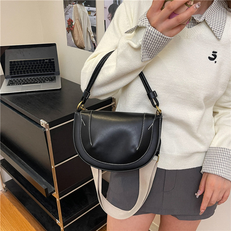 Women's Solid Color Saddle Trendy Retro Women's Handbag