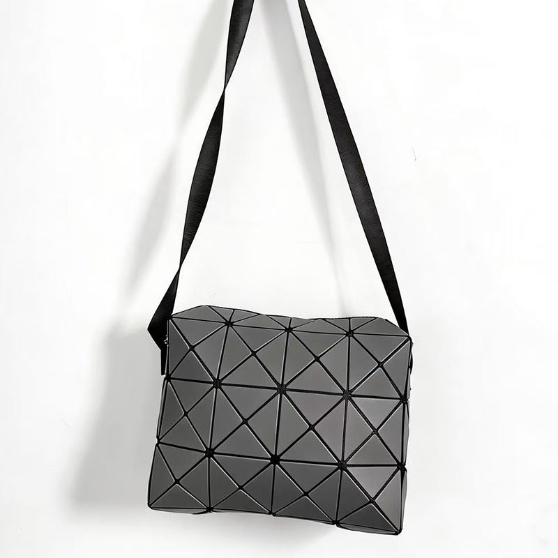 February Large Cupid Box Capacity Geometric Women's Shoulder Bag