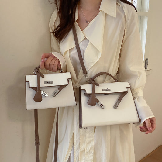Women's Retro Commuter Summer Popular Fashion Twist Tote Bag